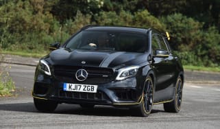 Mercedes-AMG GLA 45 Yellow Night Edition - front