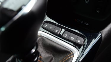 Vauxhall Crossland X - centre console close-up
