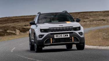 Jeep Avenger The North Face Edition - front cornering