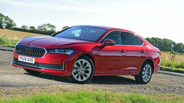 New Skoda Superb UK drive - front static 