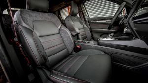 Renault Arkana - front seats