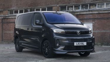 Vauxhall Vivaro GS - front static 