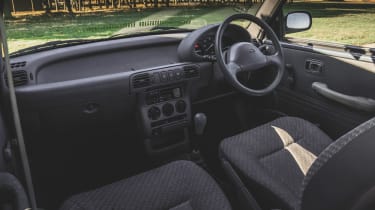 Nissan Micra Mk2 icon - interior