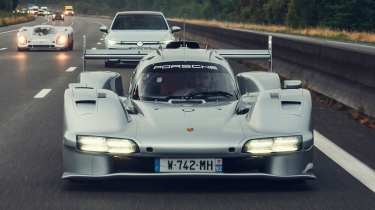 Porsche 963 RSP - front end tracking on the Autobahn