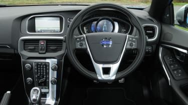 Volvo V40 D2 R-Design Lux interior