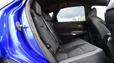 Lexus RX 500h - rear seats