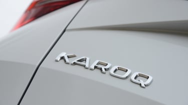 Skoda Karoq facelift - Karoq badge