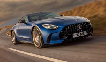 Mercedes-AMG GT 63 S E Performance - front tracking