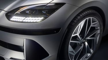 Hyundai Ioniq 6 - front detail