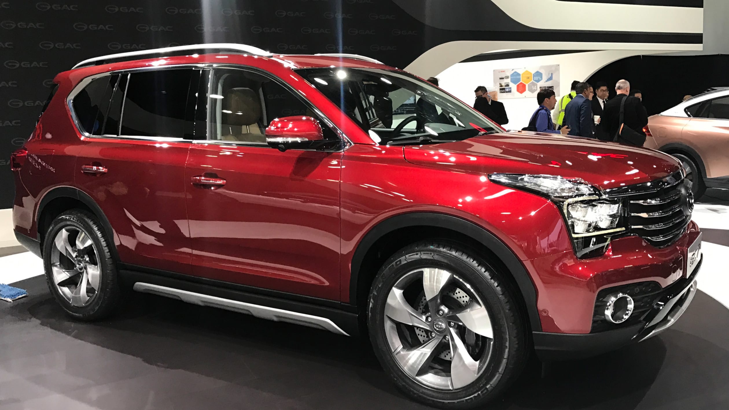 Trumpchi GS7 at Detroit - pictures | Auto Express