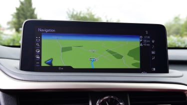 Lexus 450h F Sport - navigation