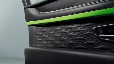 Bentley Bentayga Speed - door