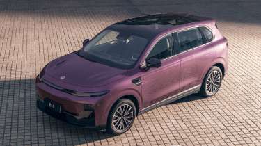 Leapmotor B10 - front purple