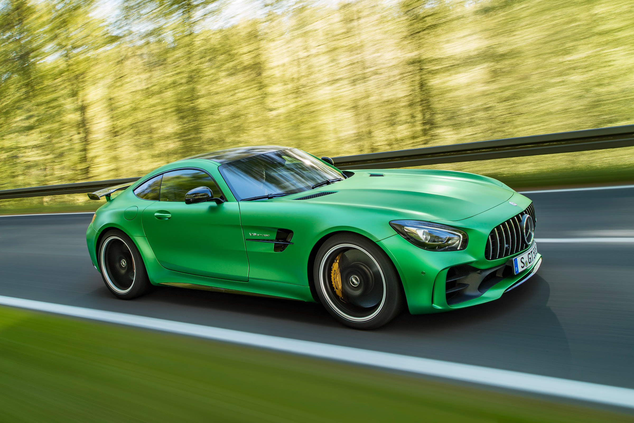 Mercedes Reveals Price Of 577bhp Amg Gt R Auto Express