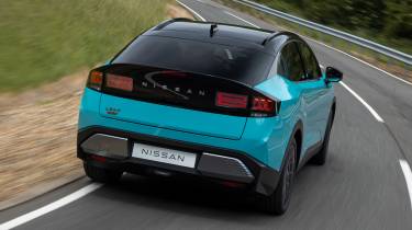Nissan Leaf - rear action