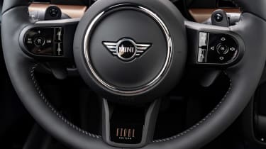 MINI Clubman Final Edition - steering wheel