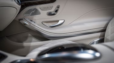 Mercedes-Maybach S650 - show interior