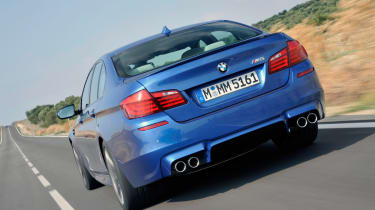 BMW M5 rear tracking