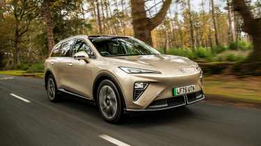 MGS6 EV - front action