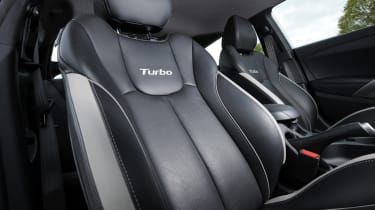 Hyundai Veloster Turbo seats