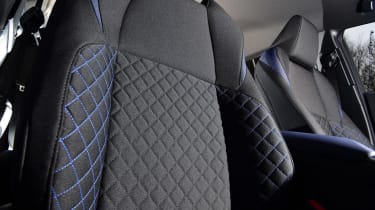 Toyota C-HR - seat detail