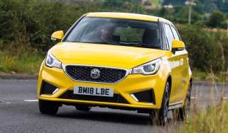 MG3 - front cornering