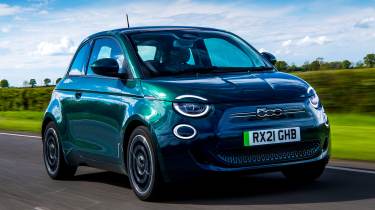 Used Fiat 500e - front action
