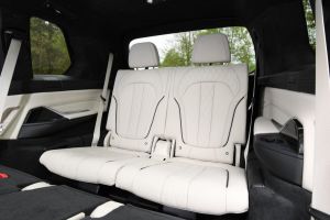 BMW X7 - rear seats