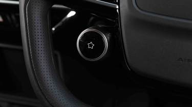 KGM Actyon - steering wheel star shortcut button