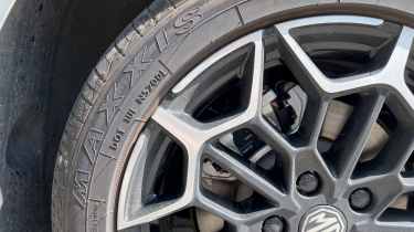 MG4 Urban - tyre