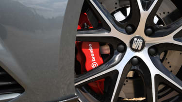 SEAT Leon ST Cupra 300 Carbon Edition - wheel