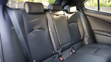 Lexus UX 300h - rear seats