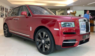 Rolls-Royce Cullinan SUV - front
