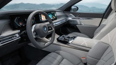 BMW i7 - cabin