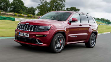 Jeep Grand Cherokee SRT - front tracking