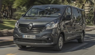 Renault Trafic SpaceClass van - front