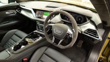 Audi RS e-tron GT - interior