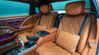 Mercedes-Maybach S-Class - seats studio