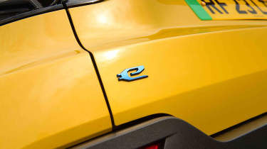 Jeep Avenger Summit – 'e' badge detail