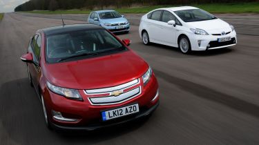 Chevrolet Volt vs rivals