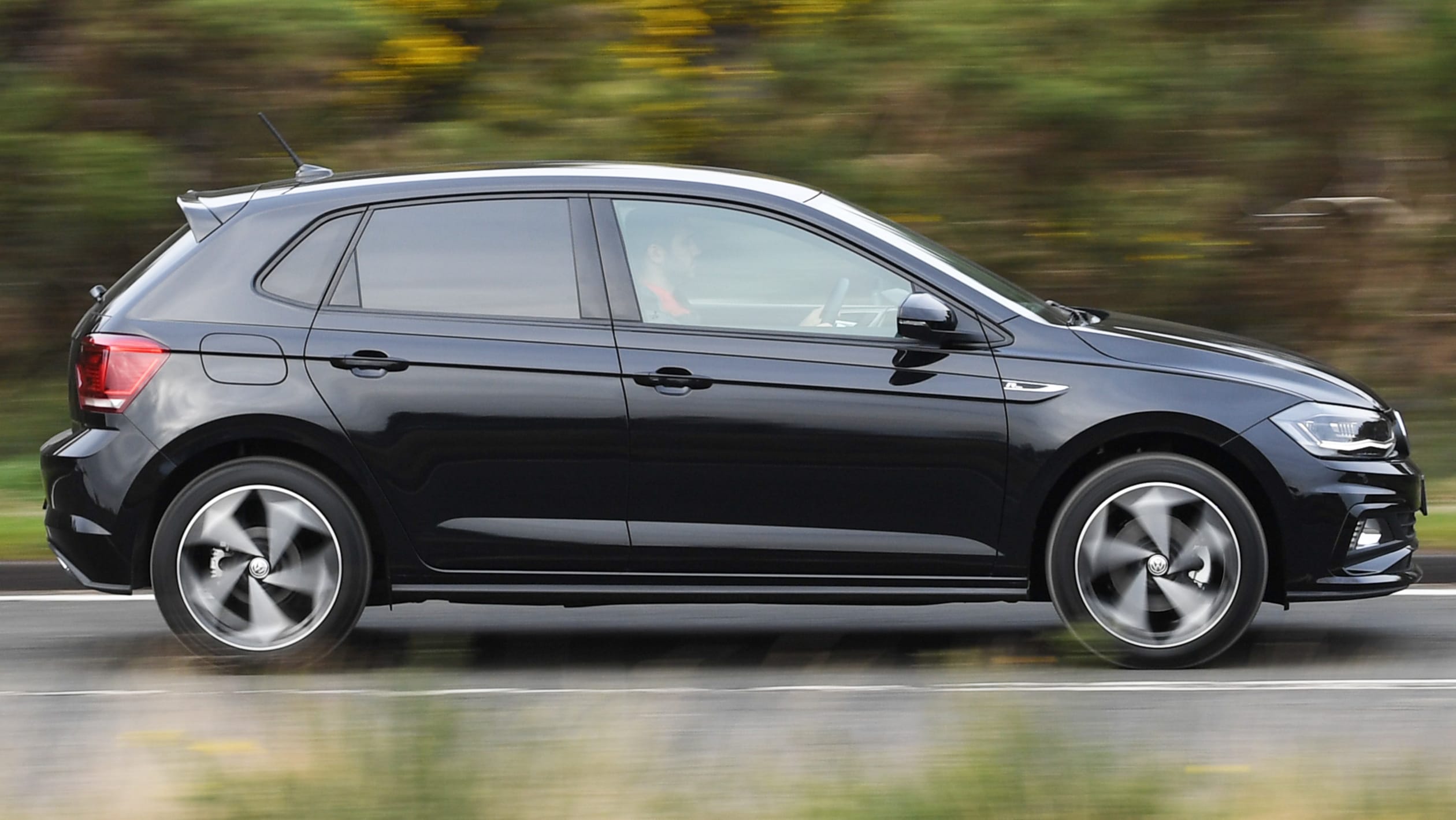 Volkswagen polo 2019 комплектации