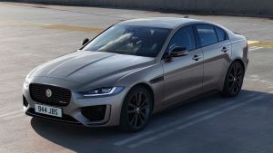 Jaguar%20XE%202020-7.jpg