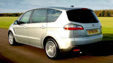 Ford S-MAX rear