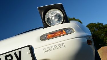 Mazda MX-5 Mk1 icon - pop-up light