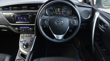 Toyota Auris (2013) review