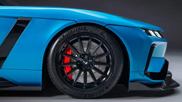 Jensen Interceptor GTX - wheel