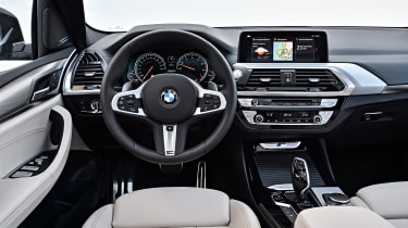 BMW X3 M40i - dash