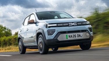 Dacia Spring Extreme - front tracking