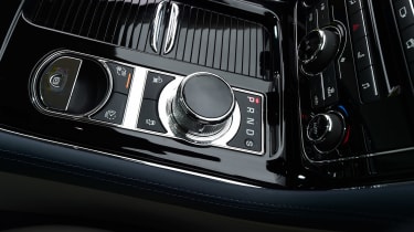 Jaguar XJ - centre console