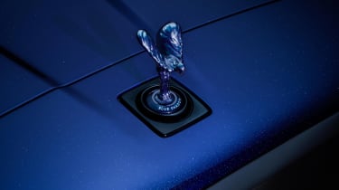 Rolls-Royce Black Badge Cullinan Blue Shadow - detail